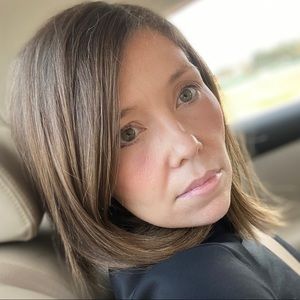 Meet your Posher, Leigh